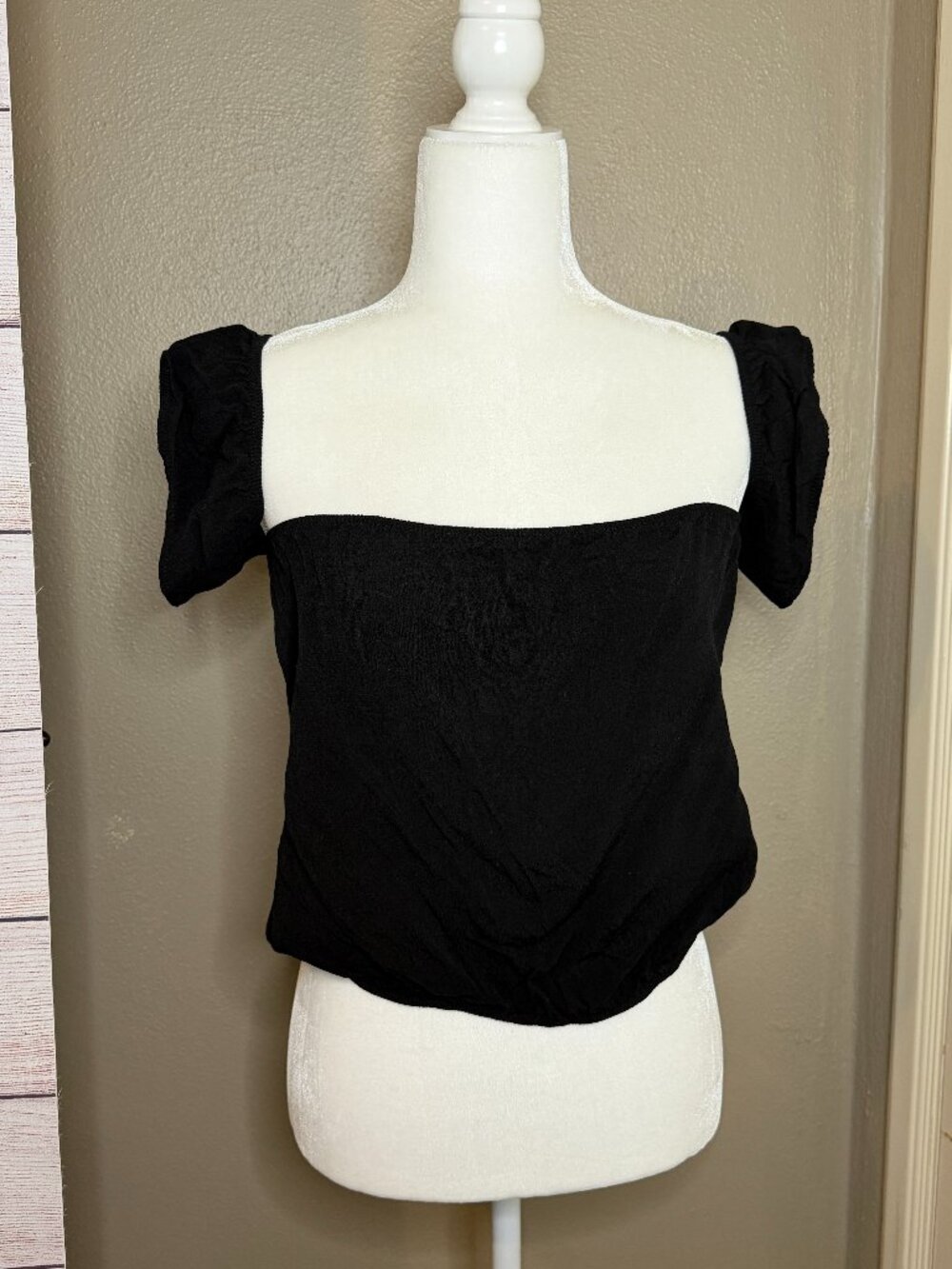 Brandy Melville black crepe top with off the shoulder ruffle cap sleeves OS - Picture 1 of 12